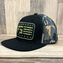 Load image into Gallery viewer, FG Stripes Hat Camo Mesh
